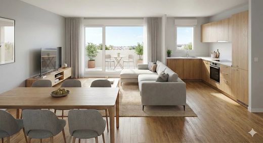 Apartment in Maisons-Alfort, Val-de-Marne