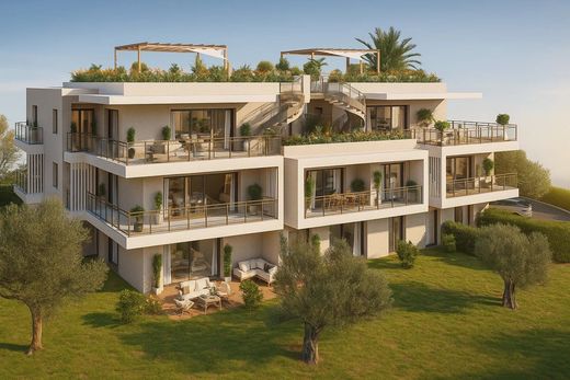 Antibes, Alpes-Maritimesのアパートメント