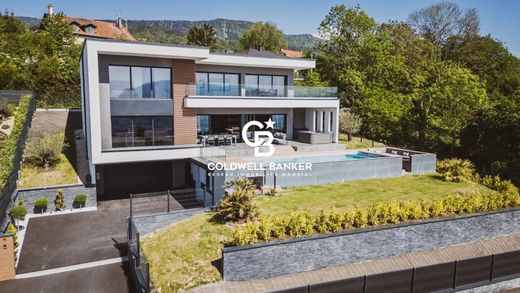 Luxury home in Cranves-Sales, Haute-Savoie