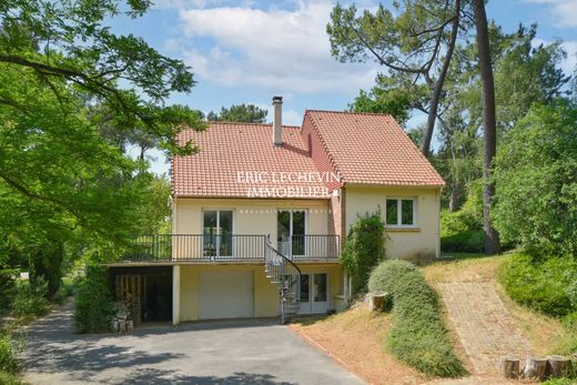 Πολυτελή κατοικία σε Cucq, Pas-de-Calais