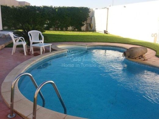 Вилла, Raoued, Gouvernorat de Ariana