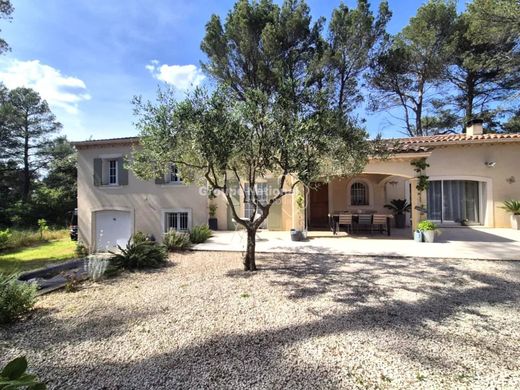 Villa in Loriol-du-Comtat, Vaucluse