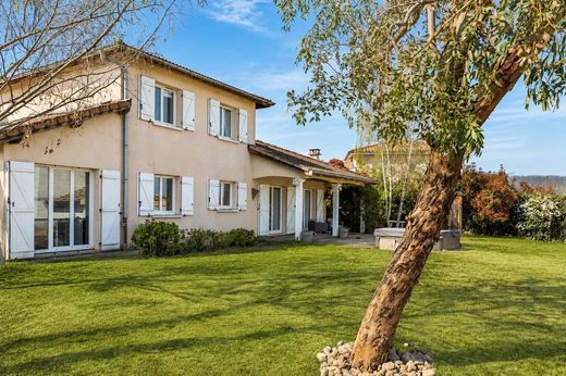 Luxury home in Lentilly, Rhône