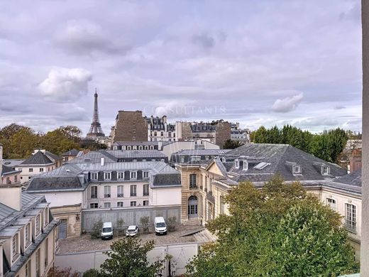 Apartment / Etagenwohnung in Tour Eiffel, Invalides – Ecole Militaire, Saint-Thomas d’Aquin, Paris
