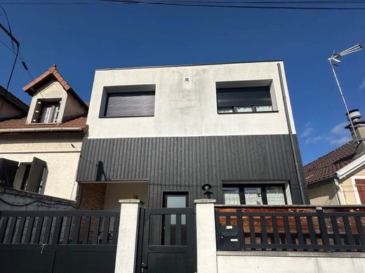 Casa de lujo en Arcueil, Valle de Marne