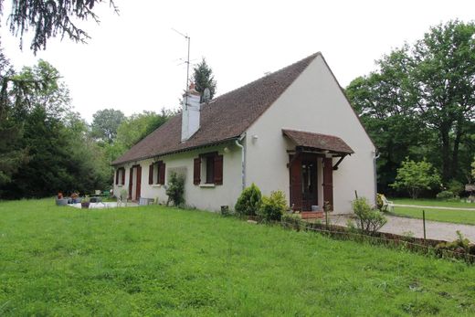 Luxury home in Noisy-sur-École, Seine-et-Marne
