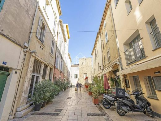 Διαμέρισμα σε Σαν Τροπέ, Var