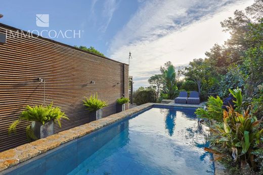 ‏דירה ב  Carqueiranne, Var