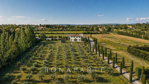 Luxury home in Aix-en-Provence, Bouches-du-Rhône