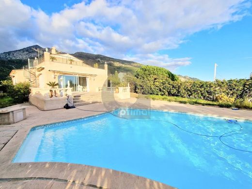 Luxury home in Menton, Alpes-Maritimes