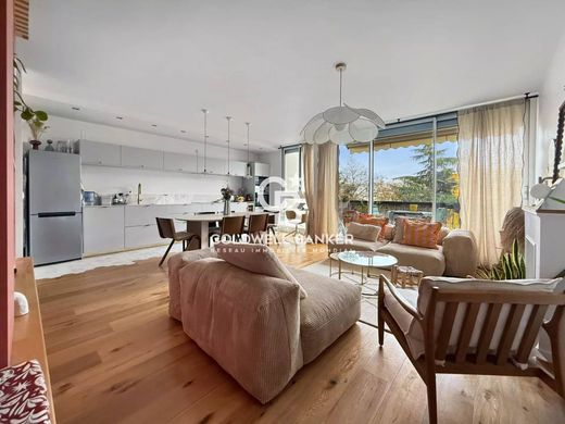 Appartement in Suresnes, Hauts-de-Seine