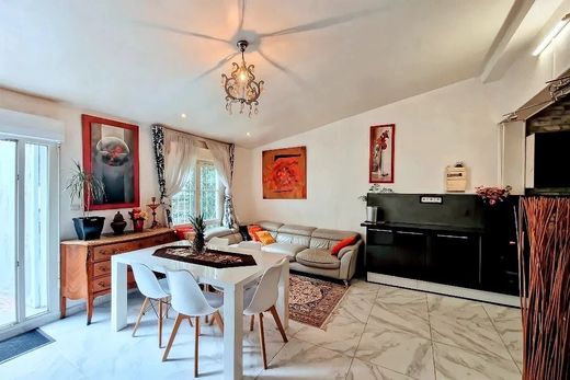 Πολυτελή κατοικία σε Noisy-le-Sec, Seine-Saint-Denis