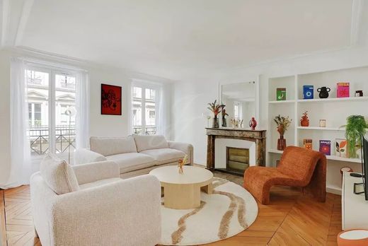 Apartament w Tour Eiffel, Invalides – Ecole Militaire, Saint-Thomas d’Aquin, Paris