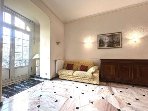 ニース, Alpes-Maritimesのアパートメント