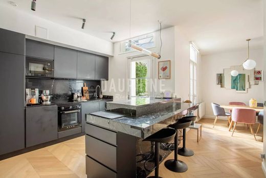 Appartement à Saint-Germain, Odéon, Monnaie, Paris