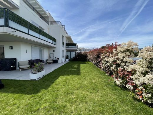 Apartment / Etagenwohnung in Nizza, Alpes-Maritimes