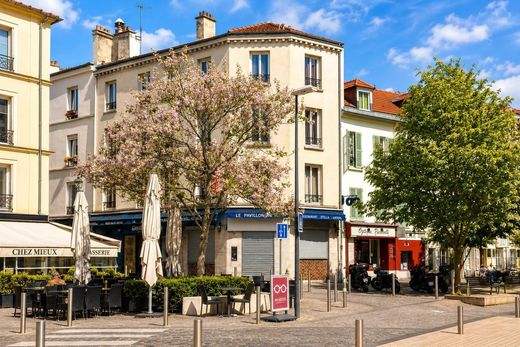 Wohnkomplexe in Vanves, Hauts-de-Seine