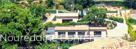 ‏וילה ב  גרימאוד, Var