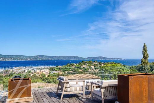 Luxury home in Cavalaire-sur-Mer, Var