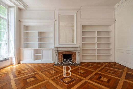 Apartment / Etagenwohnung in Lyon, Rhône