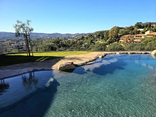 Apartment in Bormes-les-Mimosas, Var