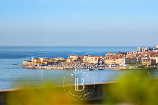 Penthouse in Ajaccio, South Corsica