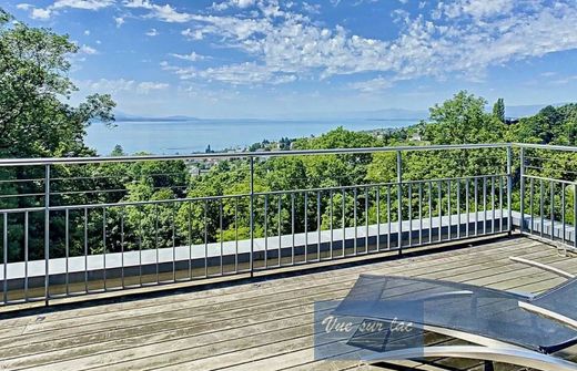 Apartment / Etagenwohnung in Lutry, Lavaux-Oron District