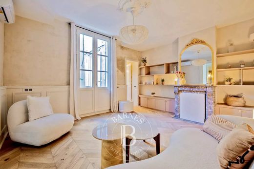 Apartment in Bordeaux, Gironde