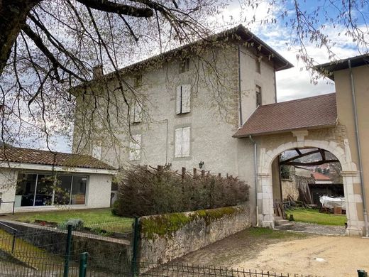 Luxe woning in Tullins, Isère