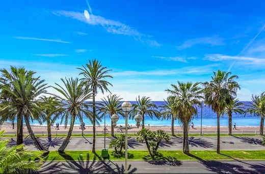 ニース, Alpes-Maritimesのアパートメント