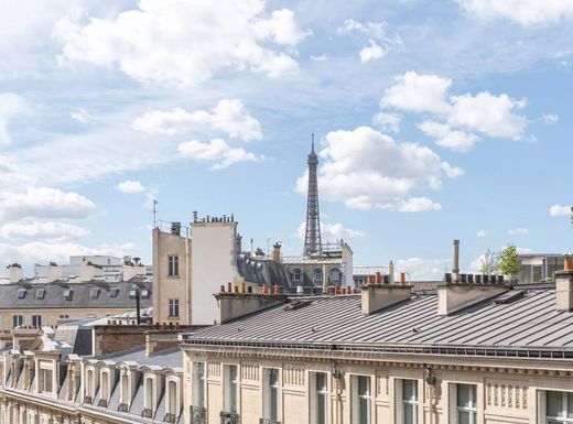 Apartment / Etagenwohnung in Champs-Elysées, Madeleine, Triangle d’or, Paris