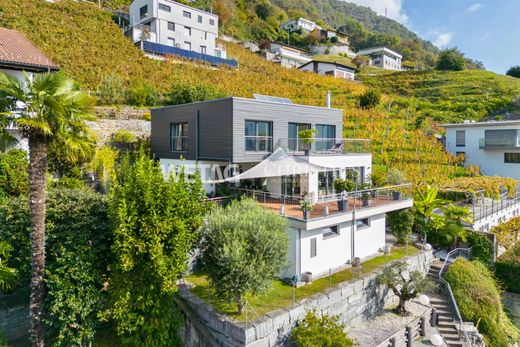 ﻓﻴﻼ ﻓﻲ Gordola, Locarno District