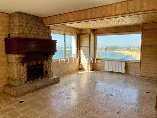 Luxury home in Trébeurden, Côtes-d'Armor
