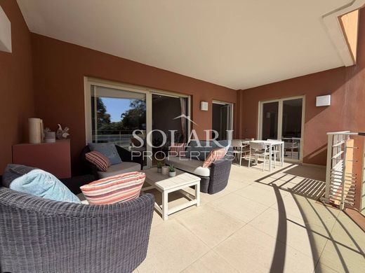 Apartment in Théoule-sur-Mer, Alpes-Maritimes