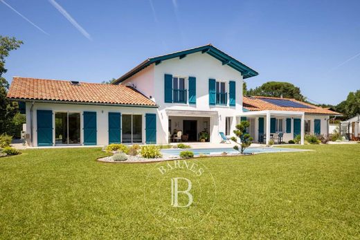 Luxury home in Arcangues, Pyrénées-Atlantiques