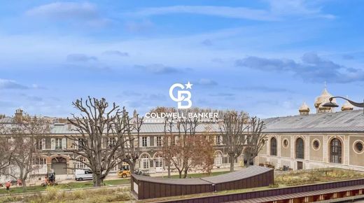 Apartment in Tour Eiffel, Invalides – Ecole Militaire, Saint-Thomas d’Aquin, Paris