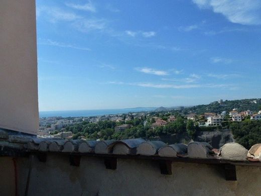 Casa di lusso a Cagnes-sur-Mer, Alpi Marittime