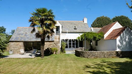 Luxury home in Pleumeur-Bodou, Côtes-d'Armor