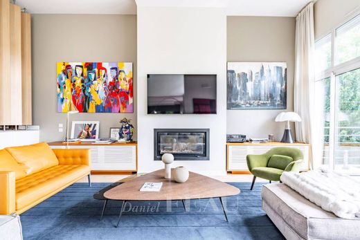 Luxury home in Chatou, Yvelines