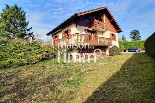 Casa di lusso a Allinges, Alta Savoia
