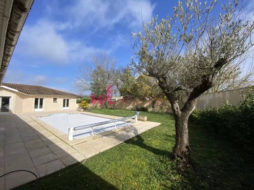 Maison de luxe à Artigues-près-Bordeaux, Gironde