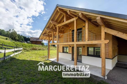 Luxury home in Onnion, Haute-Savoie