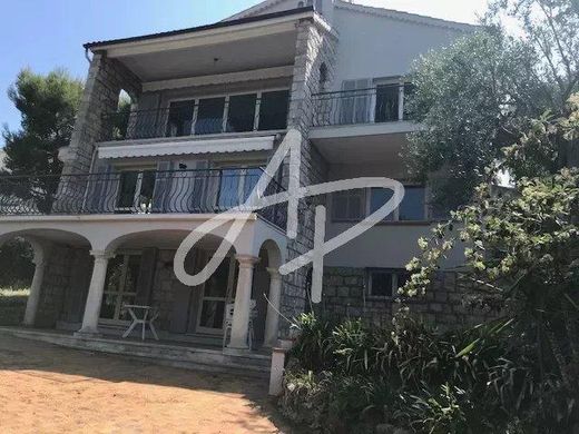 Apartment in Roquebrune-Cap-Martin, Alpes-Maritimes