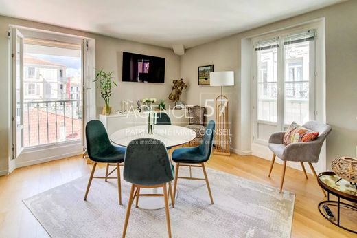 아파트 / 칸, Alpes-Maritimes