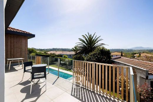 Luxury home in Biarritz, Pyrénées-Atlantiques