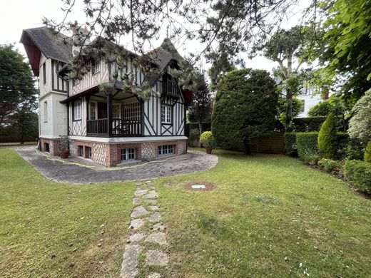 Luxury home in Cabourg, Calvados