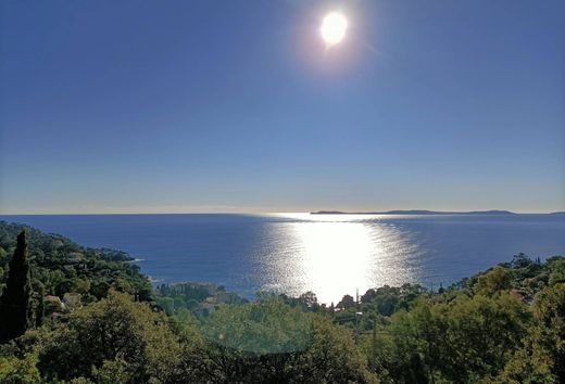 Luksusowy dom w Rayol-Canadel-sur-Mer, Var