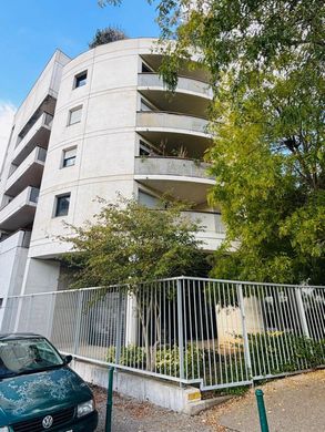 Appartamento a Rueil-Malmaison, Hauts-de-Seine