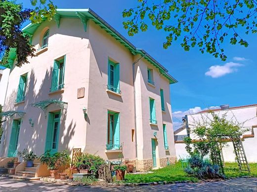 Luksusowy dom w Saint-Chamond, Loire