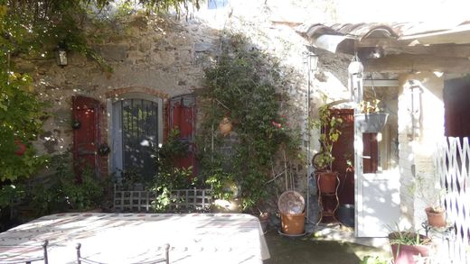 Casa di lusso a Saint-Sébastien-d'Aigrefeuille, Gard